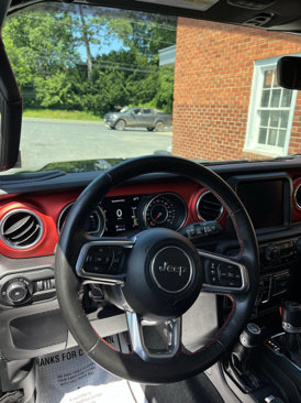 Used 2021 Jeep Wrangler Unlimited Sahara w/ Dual Top Group image 8