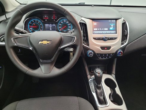 Used 2018 Chevrolet Cruze LS image 22