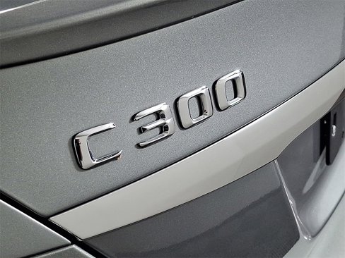 Used 2016 Mercedes-Benz C 300 4MATIC Sedan image 30