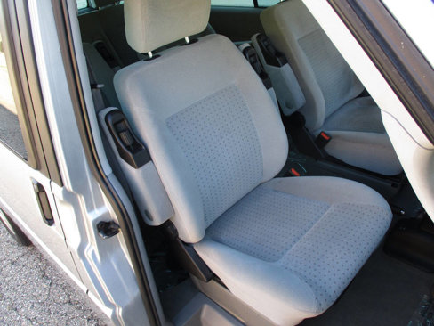 Used 2002 Volkswagen Eurovan GLS image 18