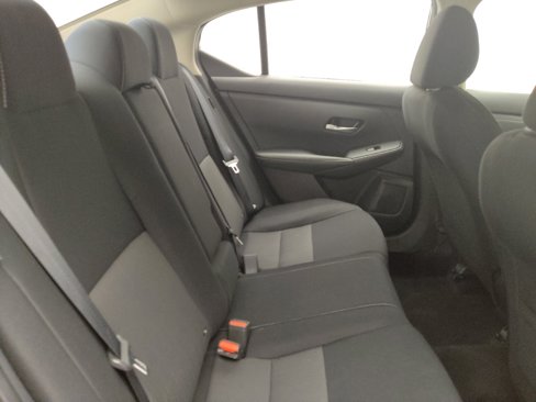 Used 2021 Nissan Sentra SV image 19