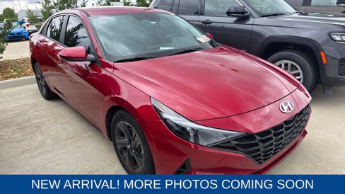 Used 2021 Hyundai Elantra SEL image 4