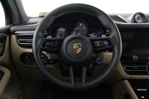 Certified 2025 Porsche Macan Turbo image 12