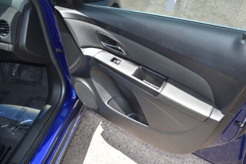 Used 2012 Chevrolet Cruze LT image 9