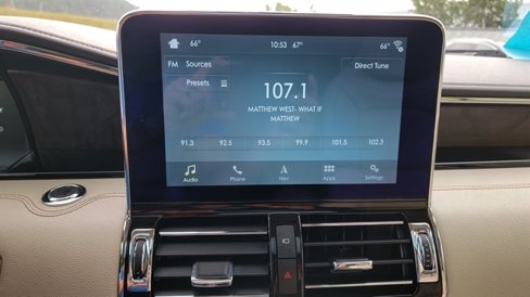 Used 2019 Lincoln Navigator Reserve image 28