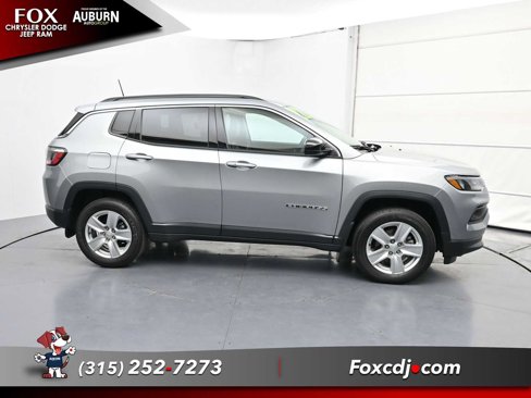 Used 2022 Jeep Compass Latitude w/ Convenience Group image 11