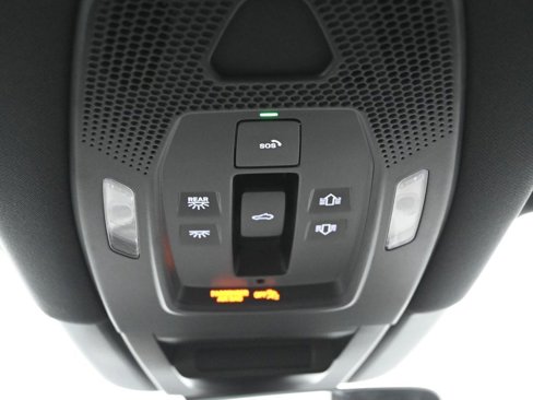 Used 2024 Porsche Cayenne image 25