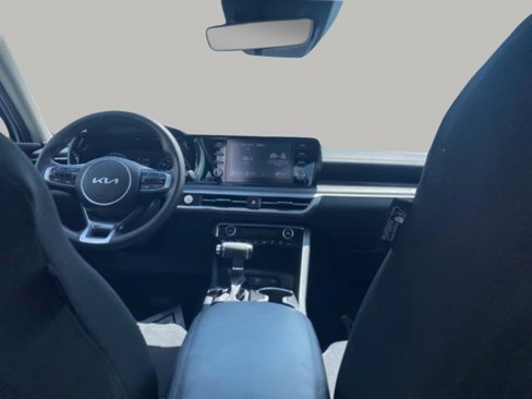 Used 2023 Kia K5 LXS image 32