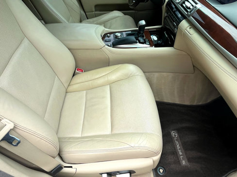 Used 2014 Lexus LS 460 image 51