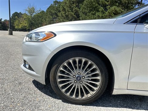 Used 2014 Ford Fusion Titanium image 10