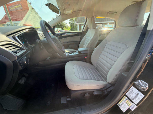 Used 2017 Ford Fusion S image 12