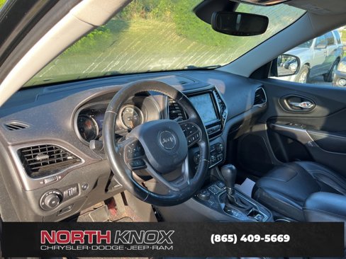 Used 2019 Jeep Cherokee Limited w/ Technology Group image 8