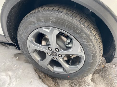New 2025 Ford Escape ST-Line w/ Tech Pack #1 image 13