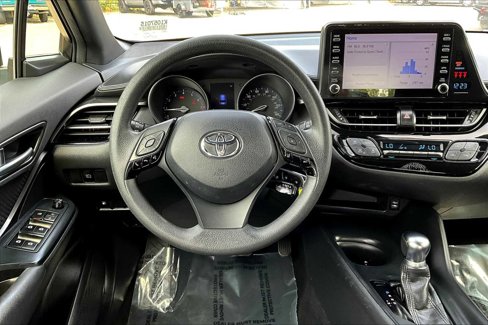 Used 2019 Toyota C-HR LE image 5