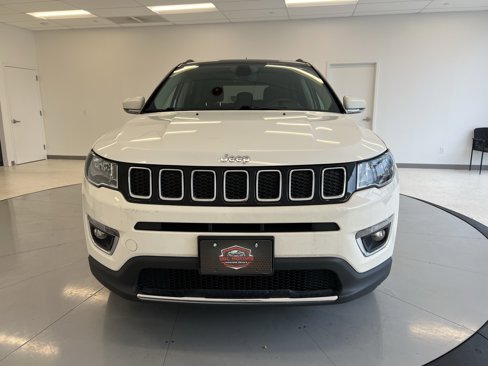 Used 2020 Jeep Compass Limited image 2