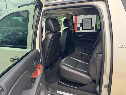 Used 2009 Chevrolet Avalanche LTZ image 20