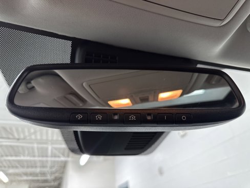 Used 2018 MAZDA CX-9 Touring w/ Touring Premium Package image 24