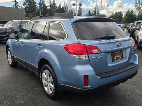 Used 2011 Subaru Outback 2.5i Limited w/ PWR Moonroof Pkg image 3