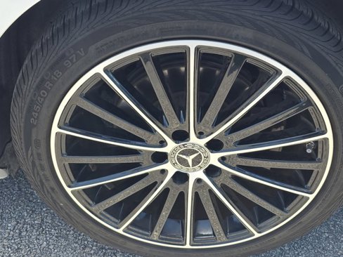 Used 2021 Mercedes-Benz C 300 Sedan image 7