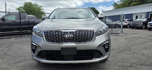 Used 2019 Kia Sorento SX w/ SX Touring Package image 2