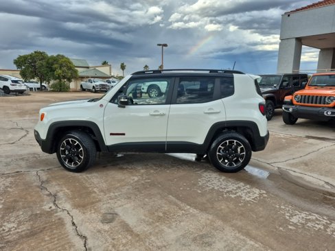 Used 2023 Jeep Renegade Trailhawk image 8