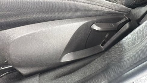 Used 2013 Ford Fiesta SE image 11