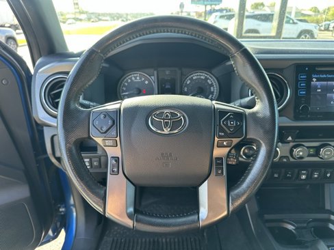 Used 2018 Toyota Tacoma TRD Off-Road image 19