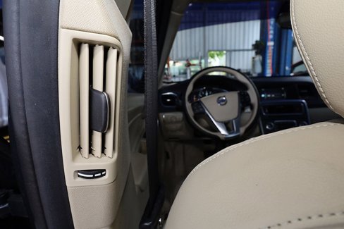 Used 2015 Volvo S60 T5 Premier image 16