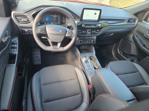 Used 2025 Ford Escape ST-Line Select image 18
