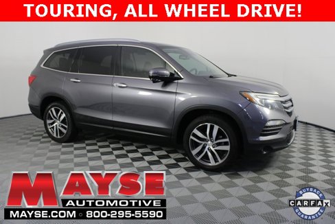 Used 2017 Honda Pilot Touring image 1
