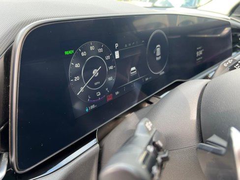 Used 2023 Kia Niro Wave image 13