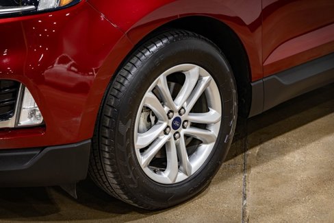 Used 2019 Ford Edge SEL w/ Equipment Group 201A image 6