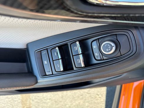 Used 2018 Subaru Crosstrek 2.0i Limited image 12
