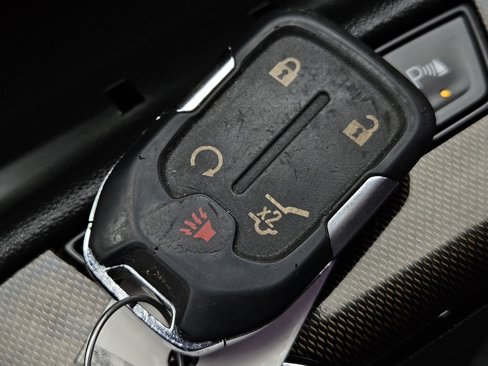 Used 2021 GMC Acadia AT4 w/ Technology Package image 40