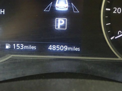 Used 2020 Nissan Versa SV image 28