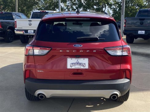 Used 2022 Ford Escape SEL image 7