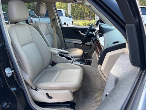 Used 2011 Mercedes-Benz GLK 350 2WD image 24