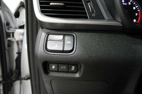 Used 2020 Kia Optima LX image 7