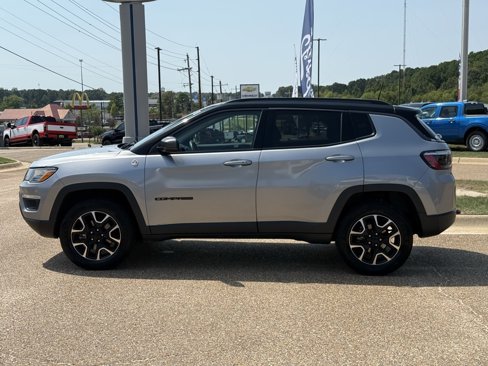 Used 2021 Jeep Compass Trailhawk image 8