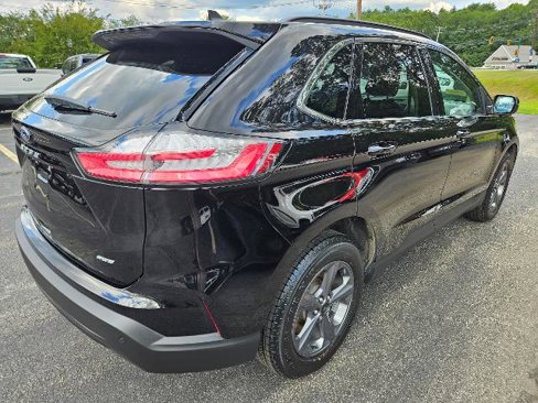 Certified 2022 Ford Edge SEL w/ Sport Appearance Package image 5