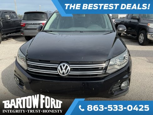 Used 2017 Volkswagen Tiguan Sport image 2