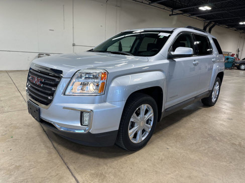 Used 2017 GMC Terrain SLE image 1