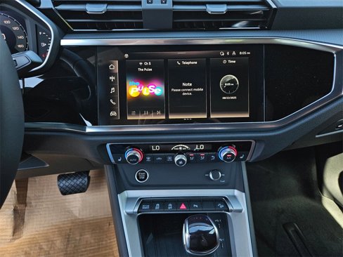 New 2025 Audi Q3 2.0T Premium image 15