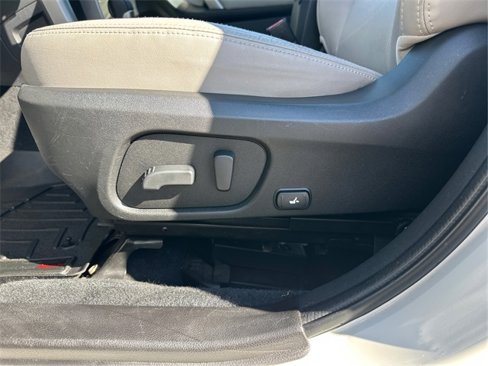 Used 2017 Subaru Forester 2.5i Limited image 25