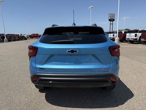 New 2025 Chevrolet Trax RS image 7