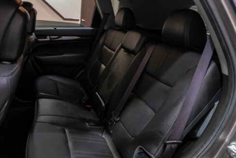 Used 2015 Kia Sorento LX image 40