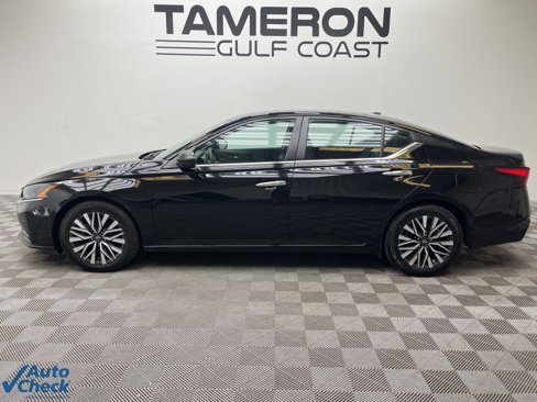 Used 2024 Nissan Altima 2.5 SV image 6