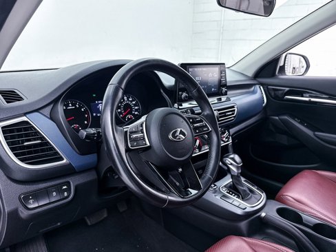 Used 2021 Kia Seltos S image 15