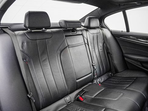 Used 2018 BMW 530e image 10