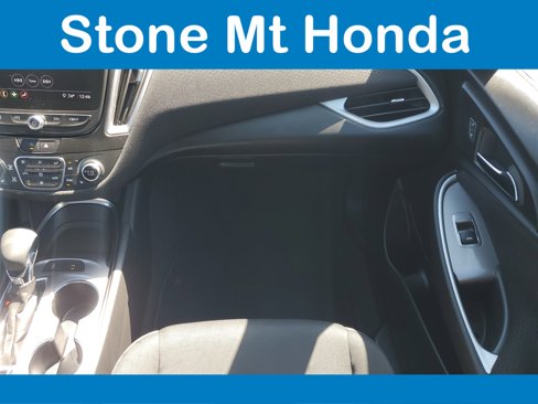 Used 2024 Chevrolet Malibu LT image 17